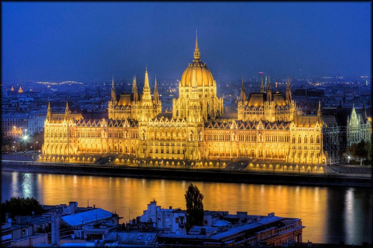 Cheerful And Cozy 2 Bedrooms 2 Bathrooms Apartment With Top Location Budapest Exterior foto